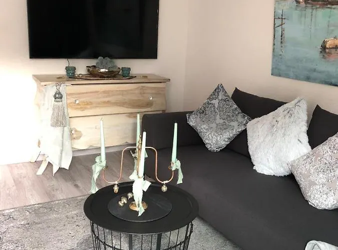 Gaestehaus Brunnenkunst - Exklusiv Wohnen Im Herzen Der Stadt 아른슈타트